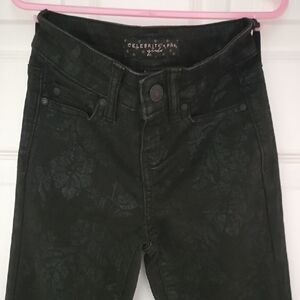 Celebrity Pink Black Skinny Jeans Sleek Fit